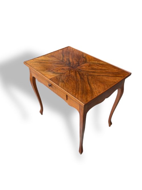 FRENCH OCCASIONAL TABLE WITH QUATERED WALNUT TOP - ADDITIONAL PHOTO 5