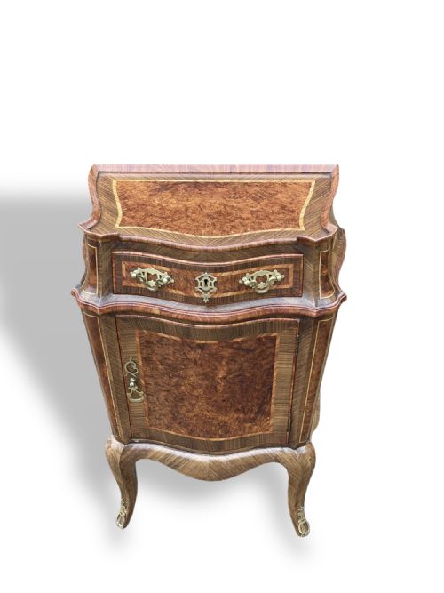 PAIR OF ITALIAN BURR WALNUT BEDSIDE CUPBOARDS - ADDITIONAL PHOTO 1