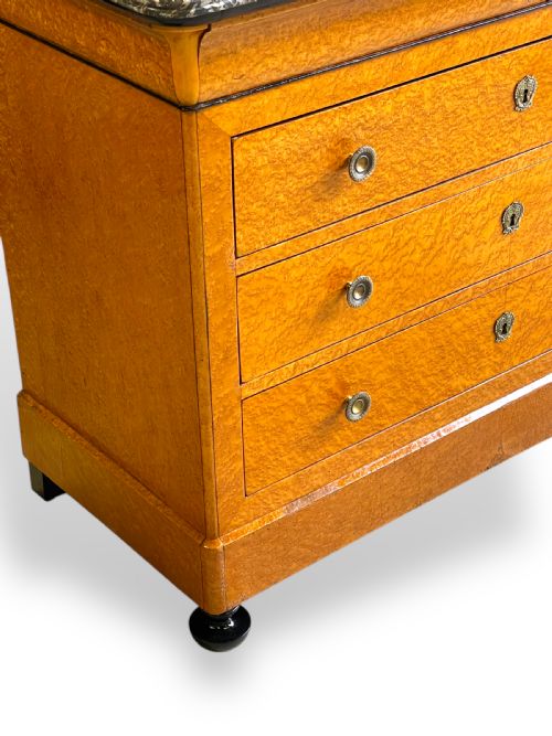 CHARLES X BIRDS EYE MAPLE COMMODE - ADDITIONAL PHOTO 9
