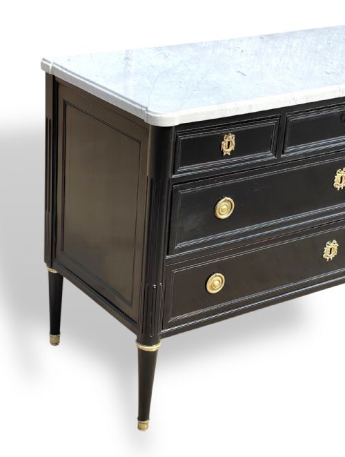 18TH CENTURY FRENCH EBONIZED COMMODE - ADDITIONAL PHOTO 7