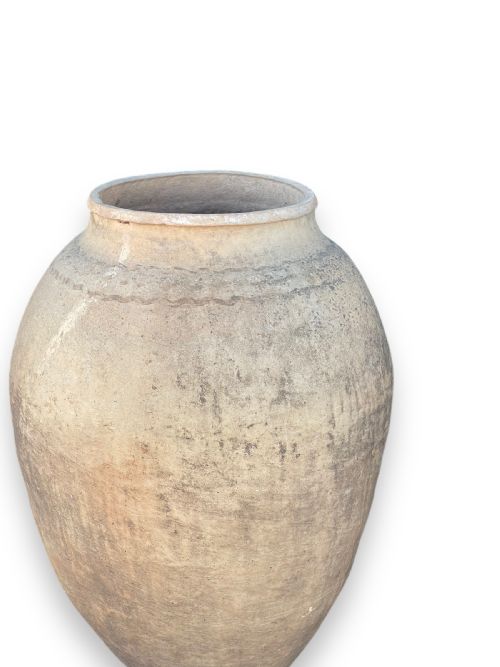 VERY LARGE PAIR OF TERRACOTTA POTS - ADDITIONAL PHOTO 1