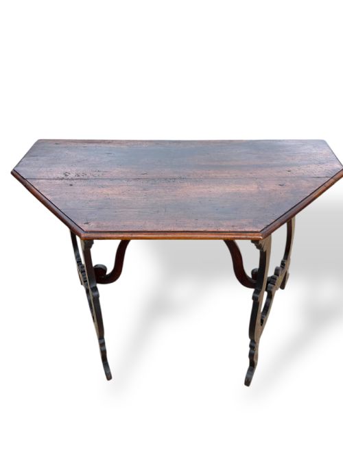 PAIR OF 18TH CENTURY ITALIAN WALNUT CONSOLE TABLES - ADDITIONAL PHOTO 14