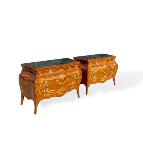 PAIR OF ITALIAN BOMBE COMMODES - ADDITIONAL PHOTO 2