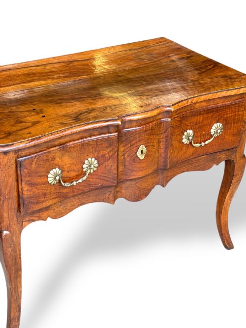 FRENCH 18TH CENTURY SIDE TABLE IN WALNUT - ADDITIONAL PHOTO 8