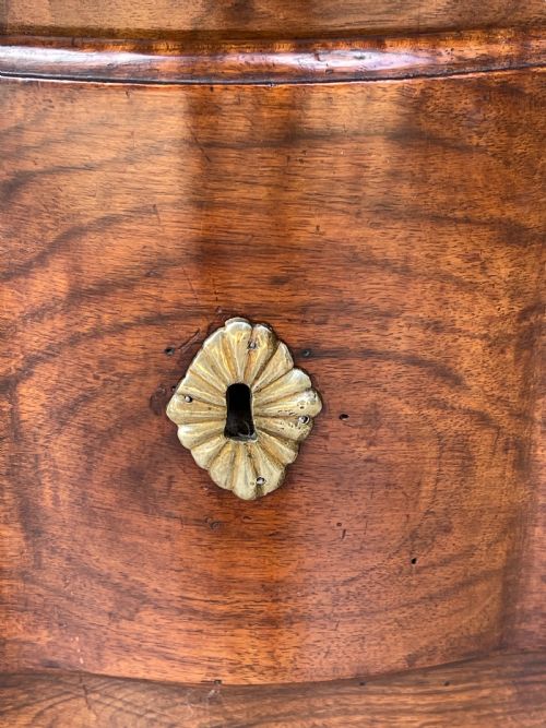 FRENCH 18TH CENTURY SIDE TABLE IN WALNUT - ADDITIONAL PHOTO 17