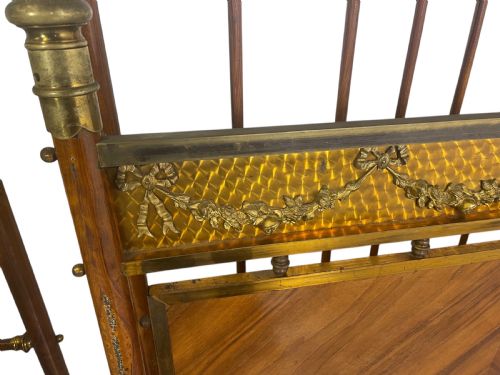A PAIR OF EDWARDIAN BRASS AND WALNUT BEDS - ADDITIONAL PHOTO 6