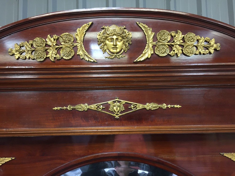empire wardrobe  View IV