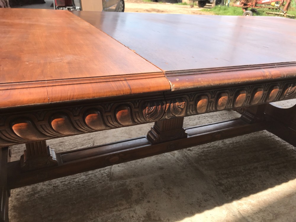 walnut dining table  View VI