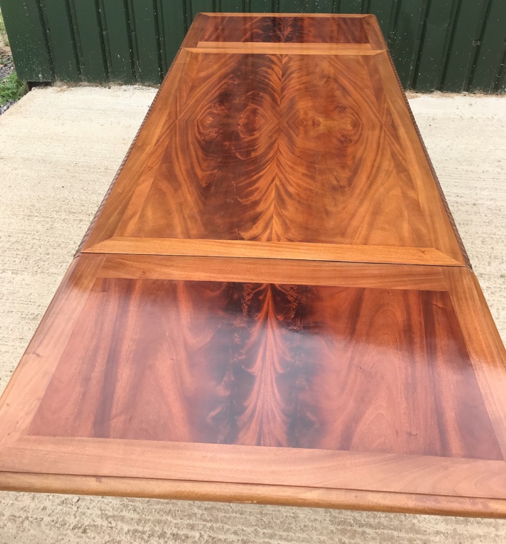 Dining table  View II