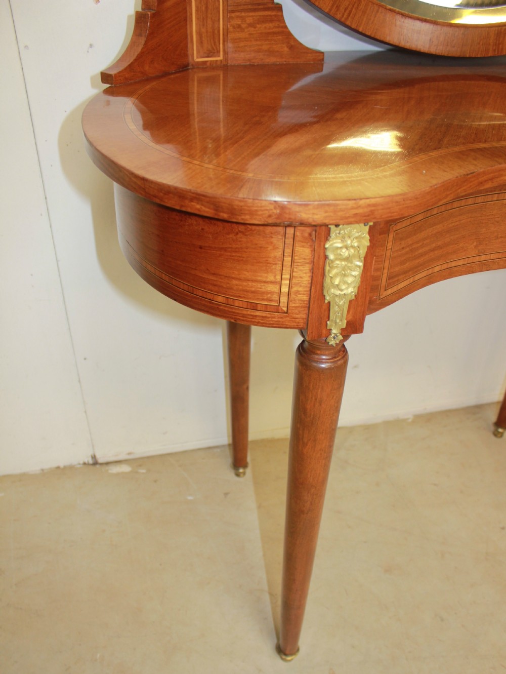 French Dressing table  View VII