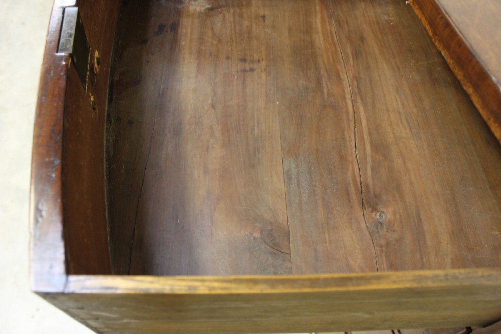 Early !9 th cent mahogany chest of drawers View IV