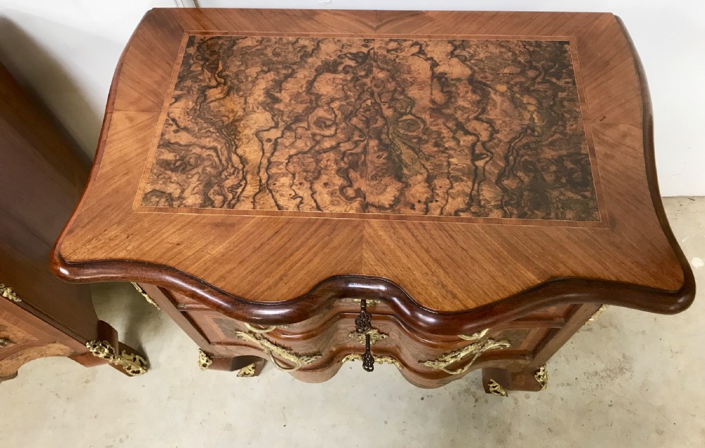 Pair of Walnut commodes chests  View III