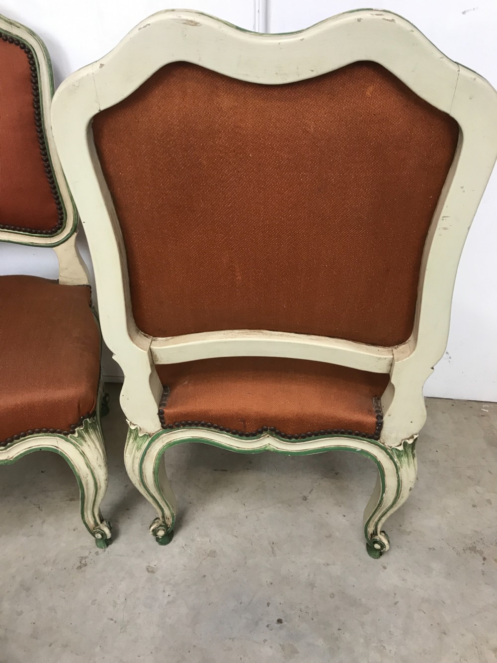 Pair chairs View IX