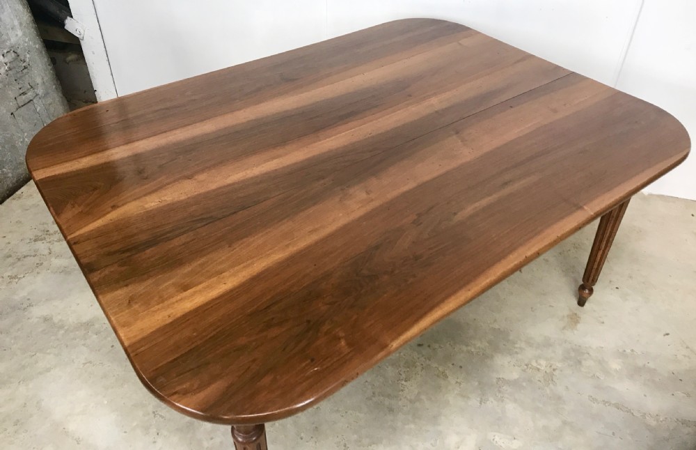 Dinning Table View III