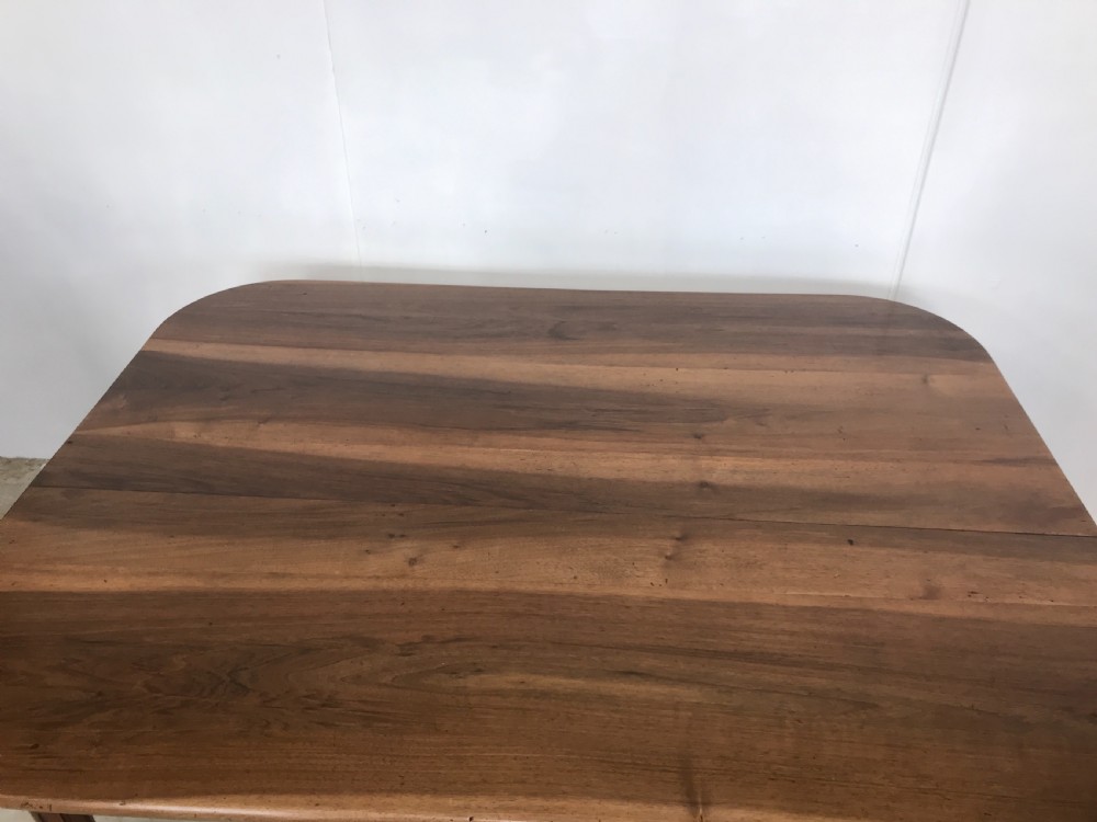 Dinning Table View V