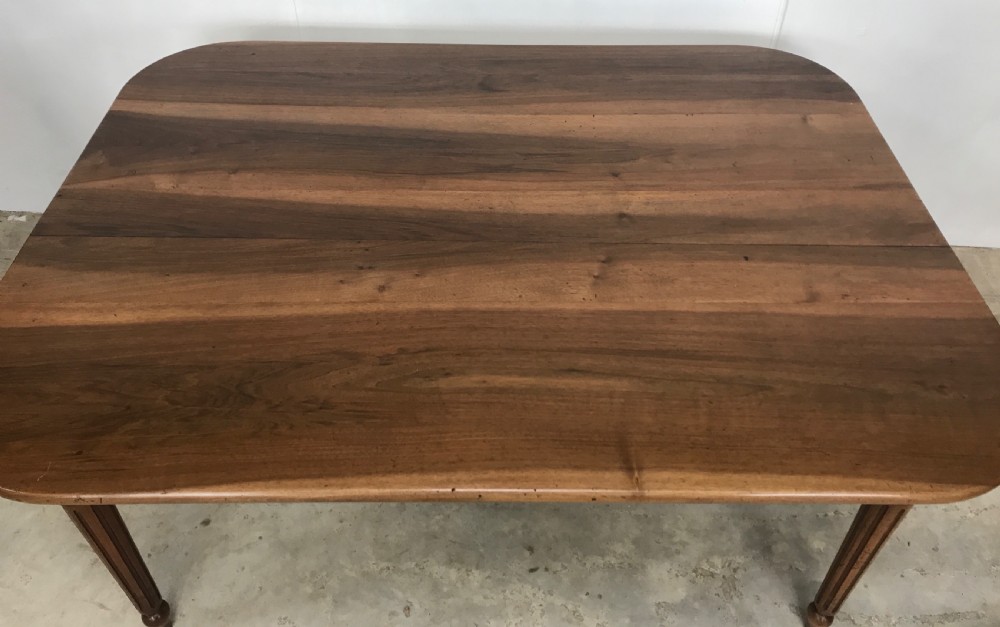 Dinning Table View VI