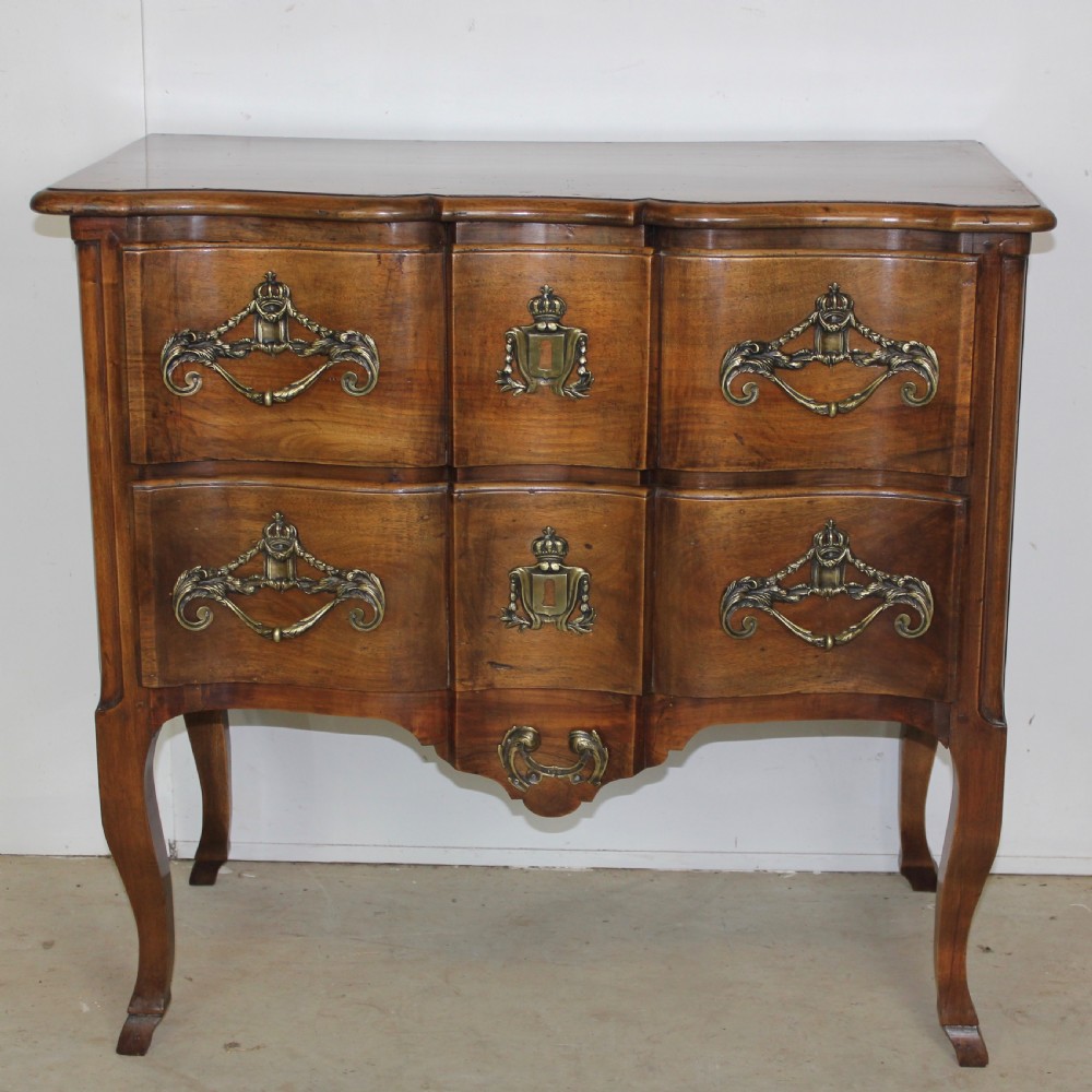 Provincial Commode