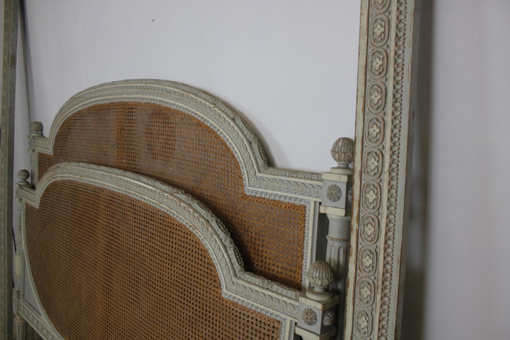 King size cane bed View VI