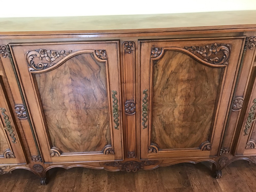 Large French walnut sideboard View VIII