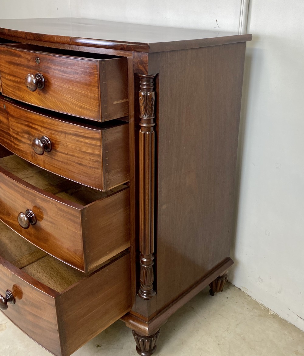 Mahogany Willlian IV Chest of Drawers  View V