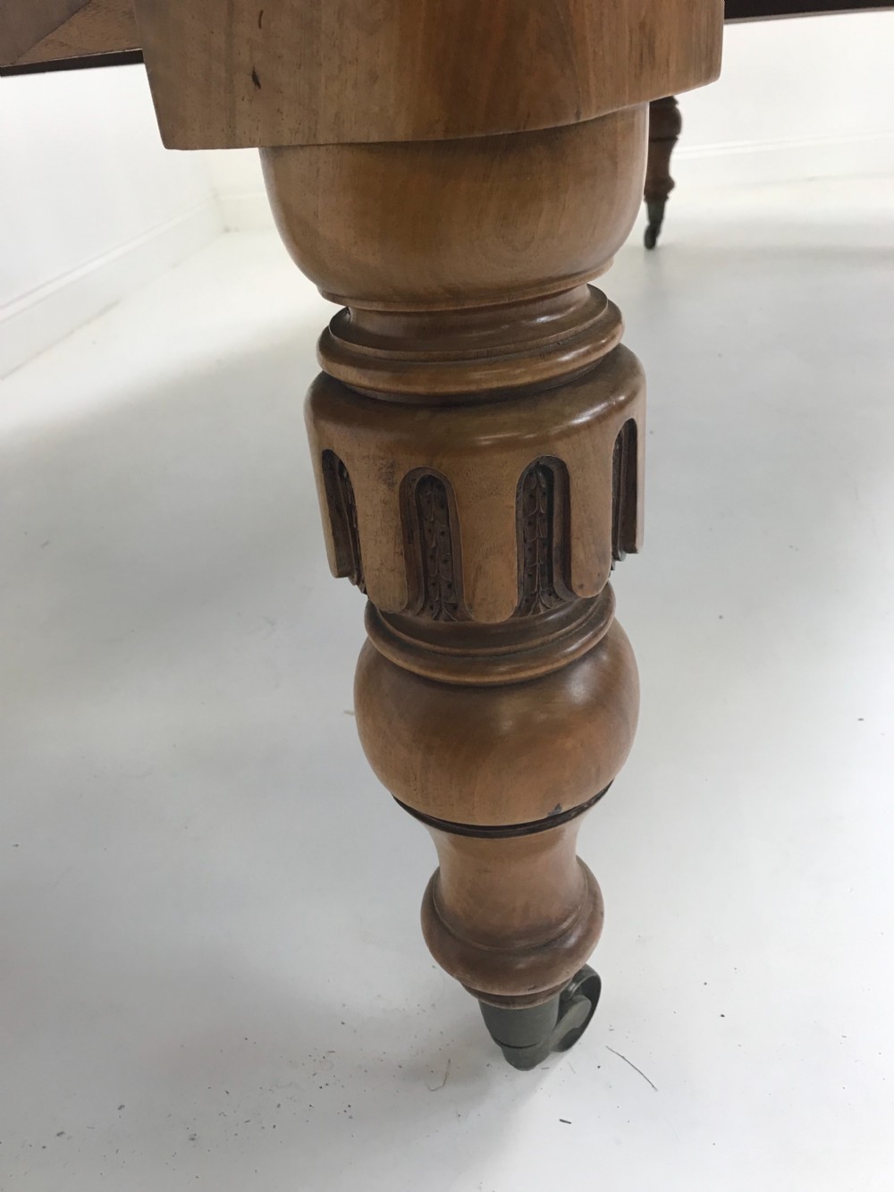 Antique walnut extending Dining table View XI