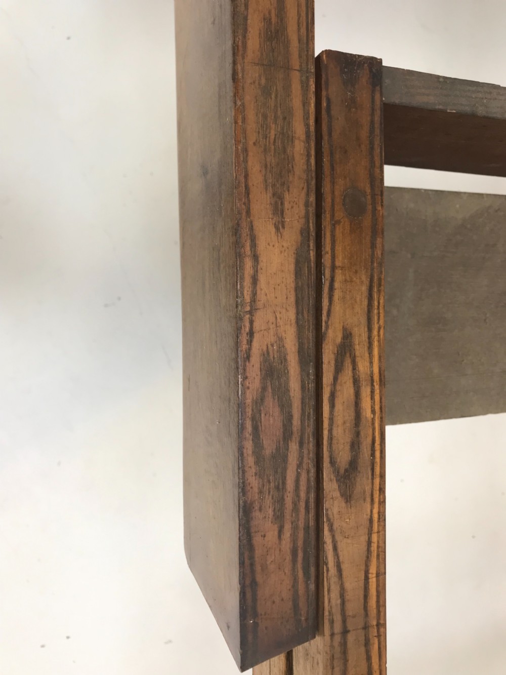 Antique walnut extending Dining table View XIV