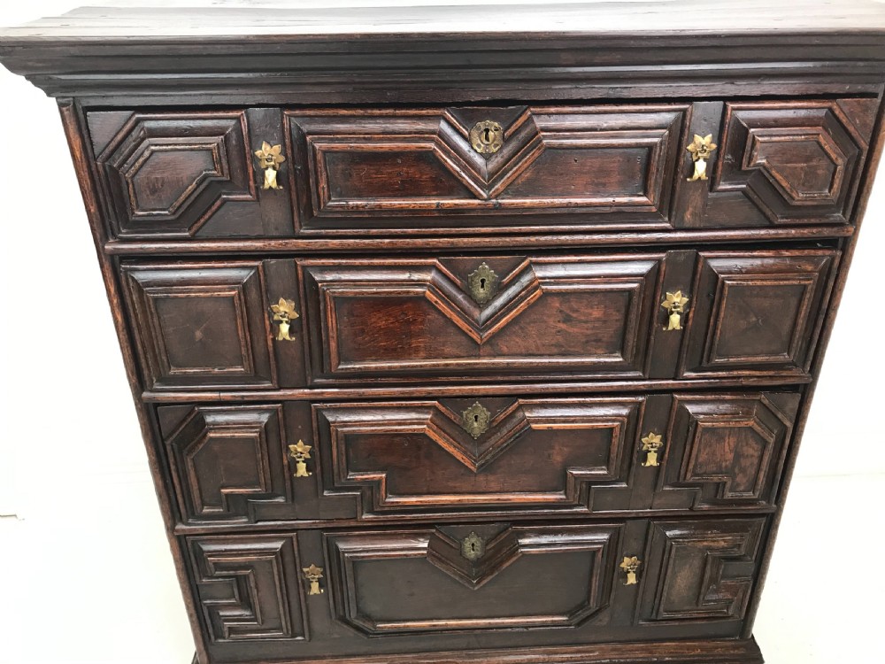 Antique 17th Cent Oak Chest  View IV