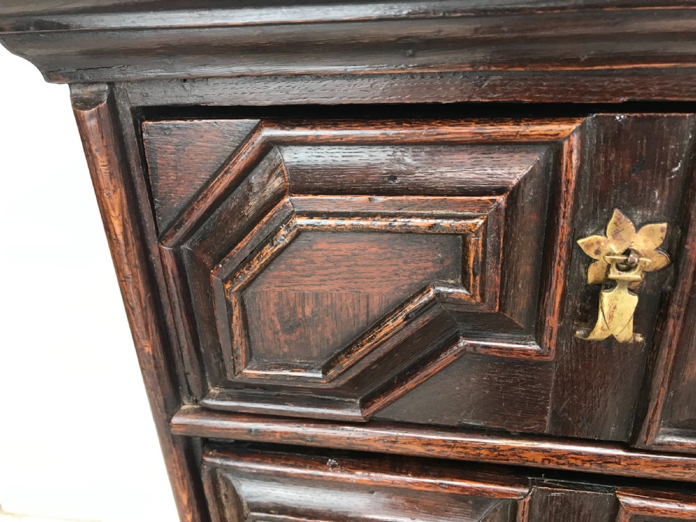 Antique 17th Cent Oak Chest  View VII