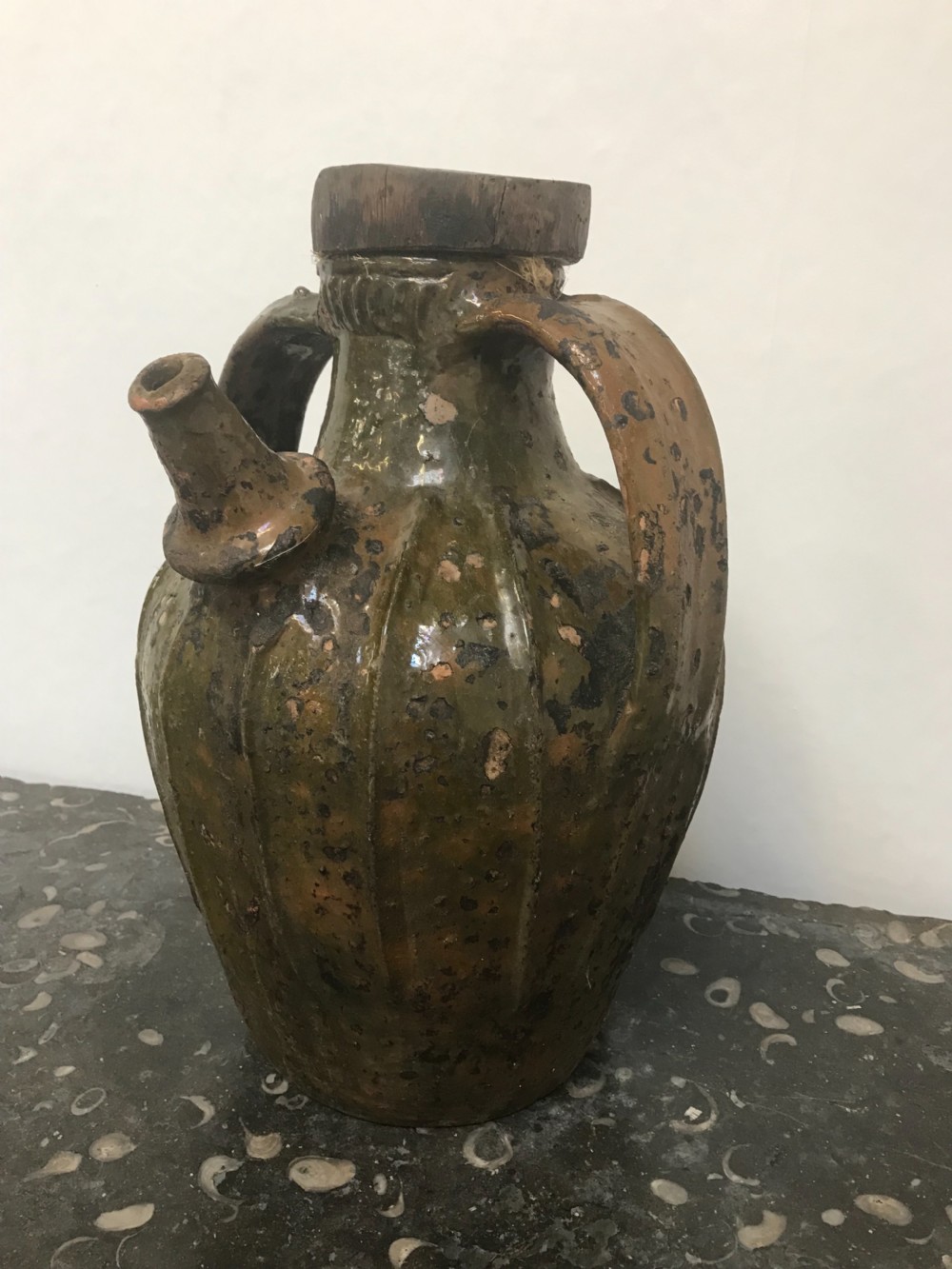 olive oil jar 