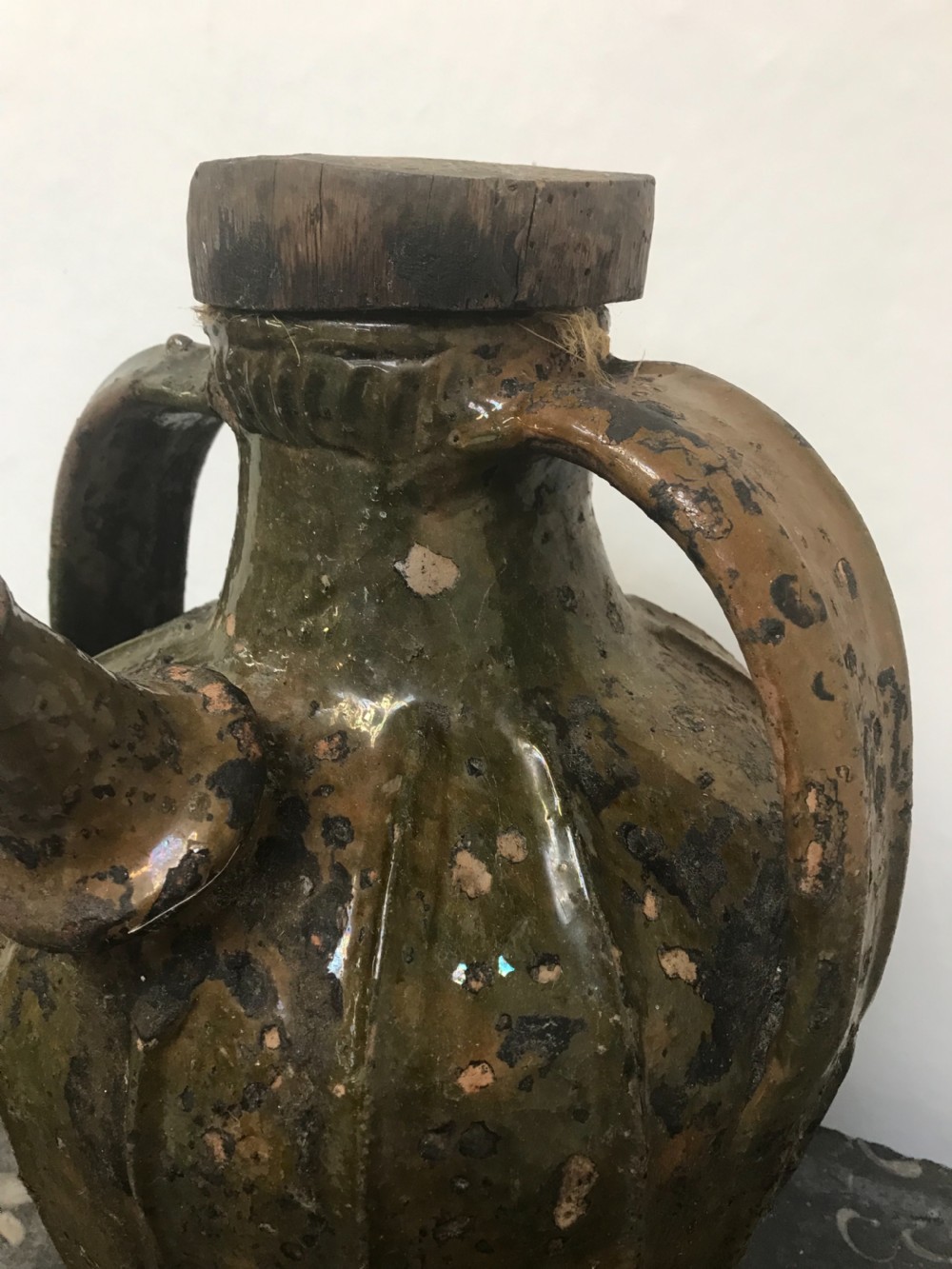 olive oil jar  View IV