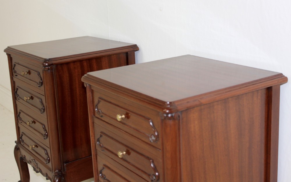 Pair of Mahogany Bedside Tables View VII