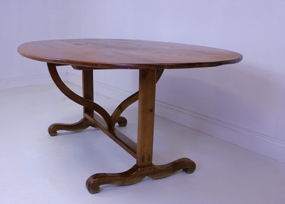 Vendange Table View XIII