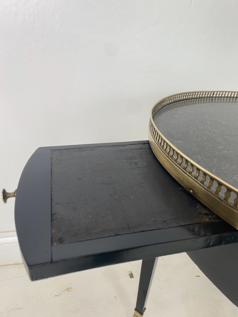 19th Century table View X