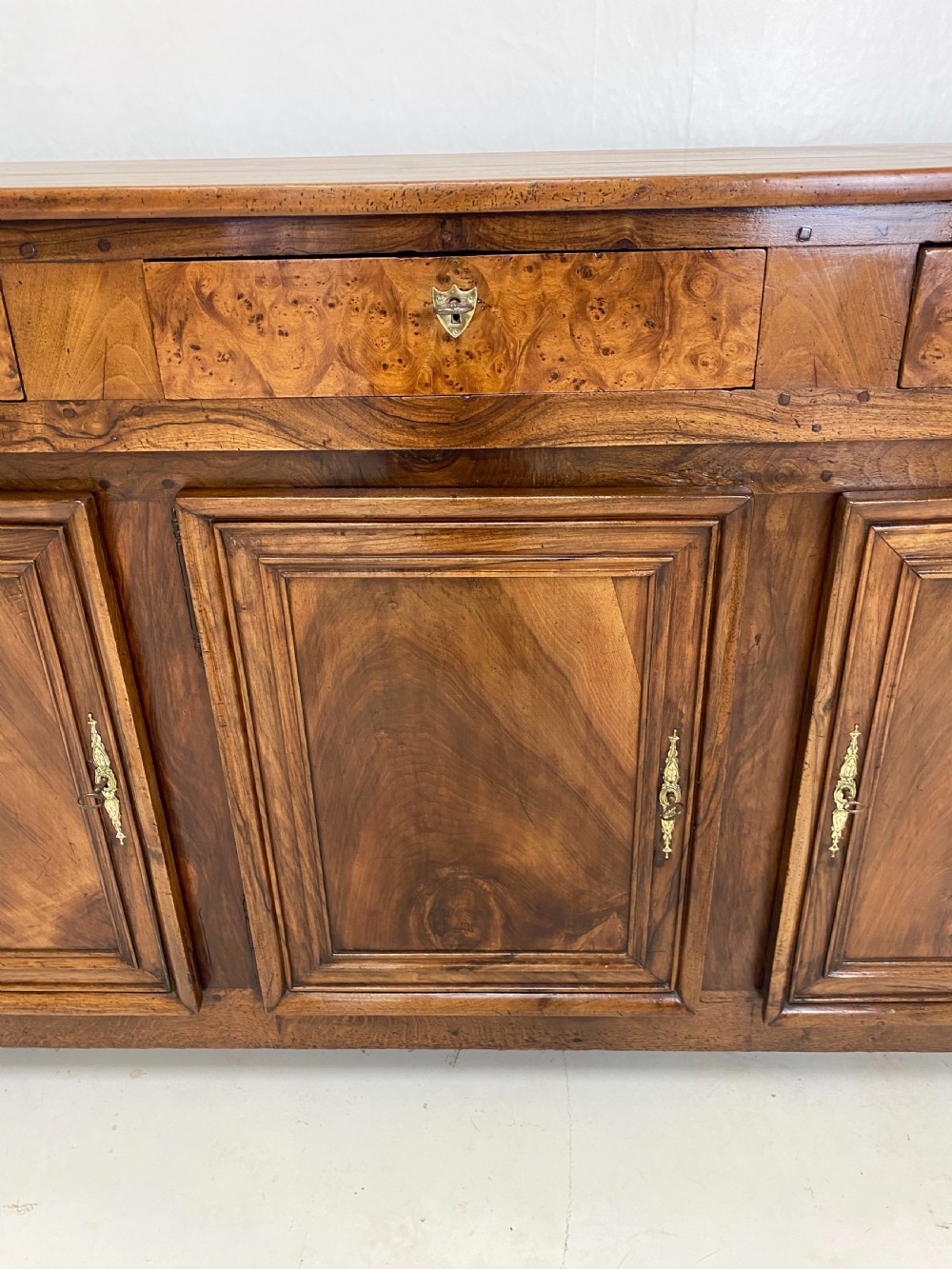 18th Century French Walnut and Burr Elm Enfilarde  View X