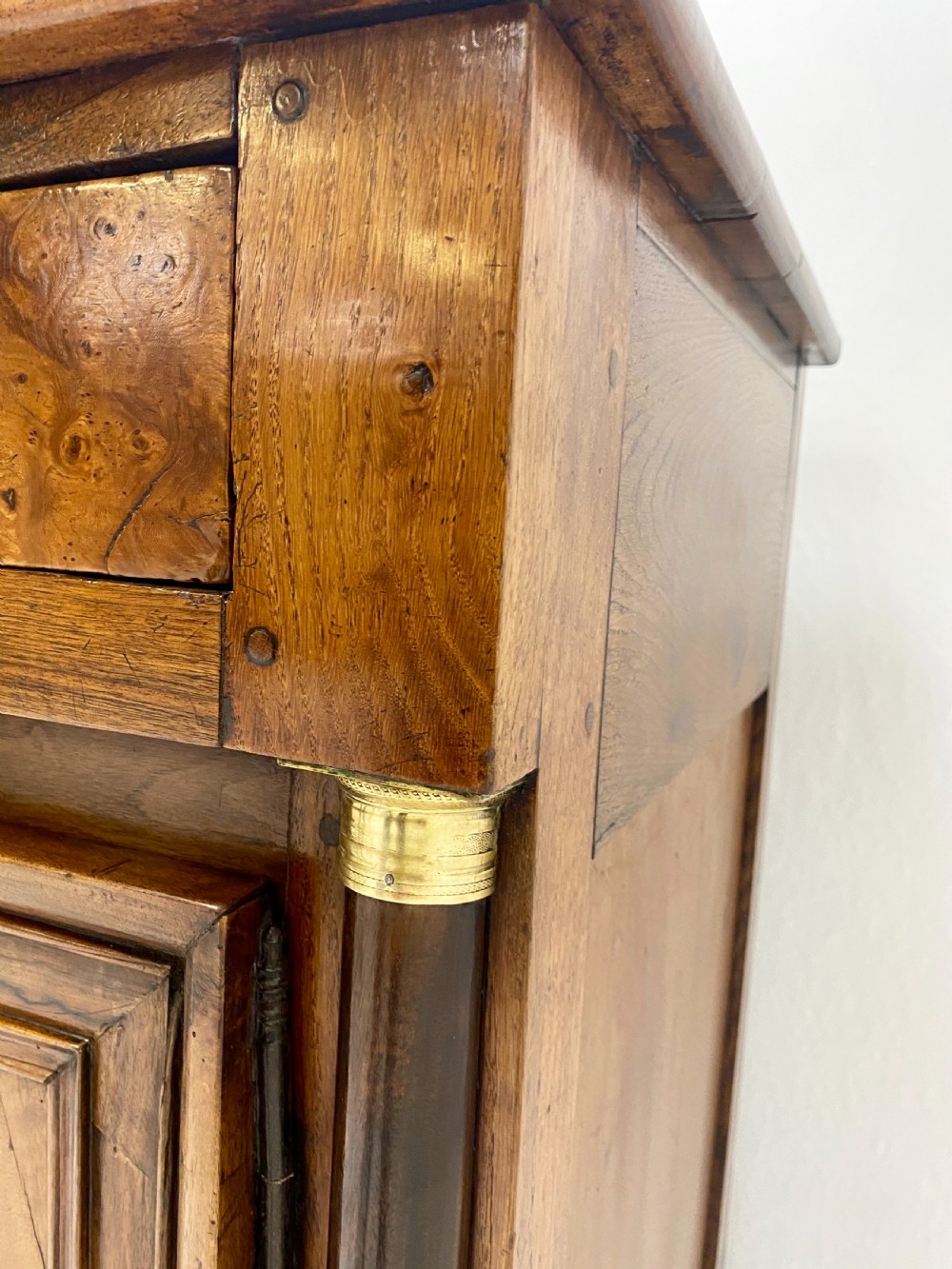 18th Century French Walnut and Burr Elm Enfilarde  View XII