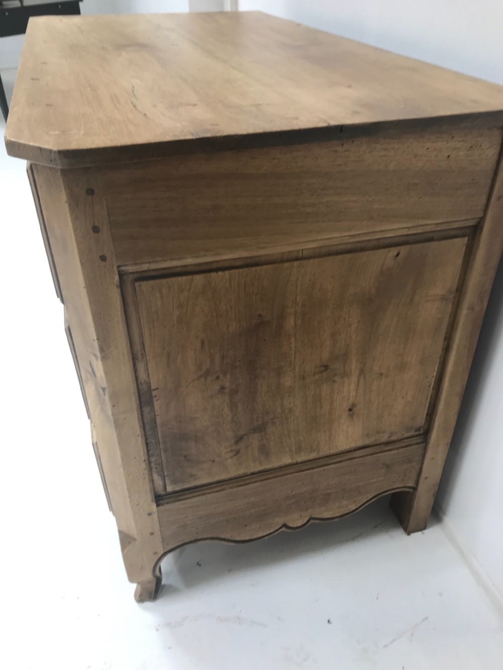 Walnut commode Chest Of drawers  View V
