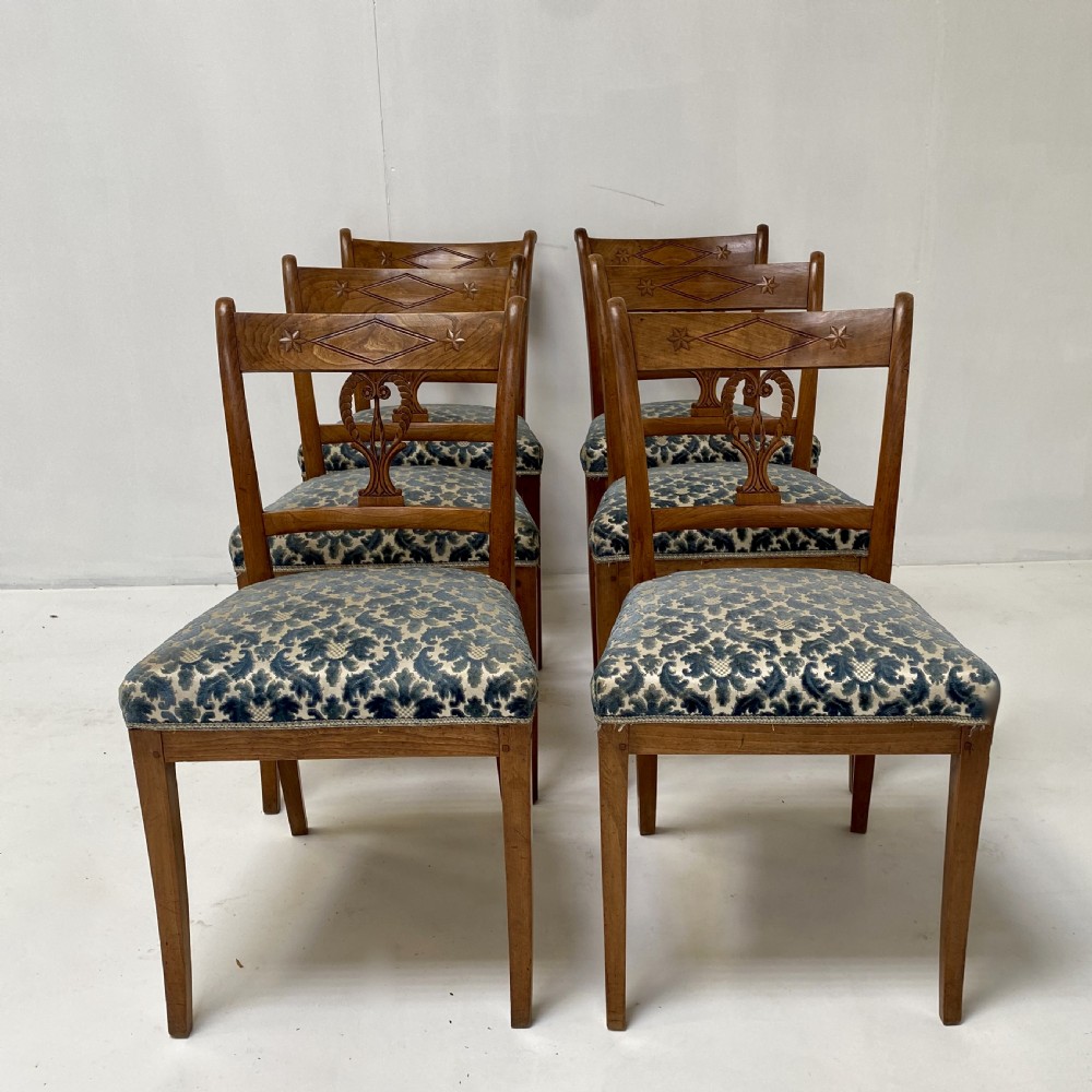 Set of 6 Sabre Legged Chairs