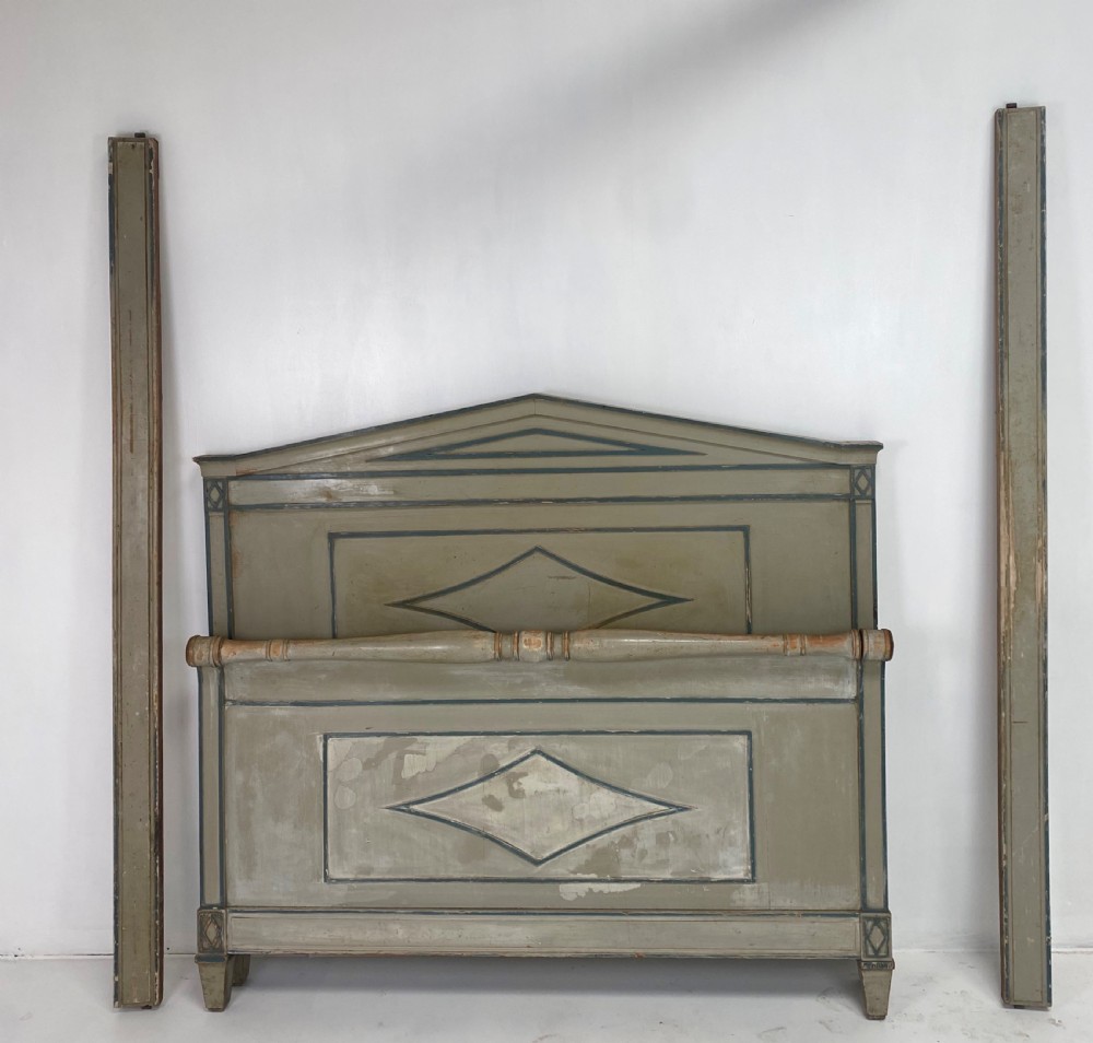 Empire style bed in Original Paint View II