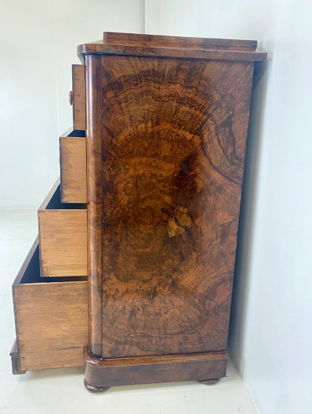Burr Walnut Chest of Drawers View VII