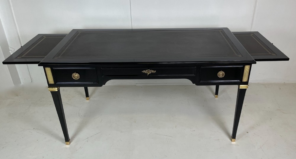French louis XVI Style Desk View II