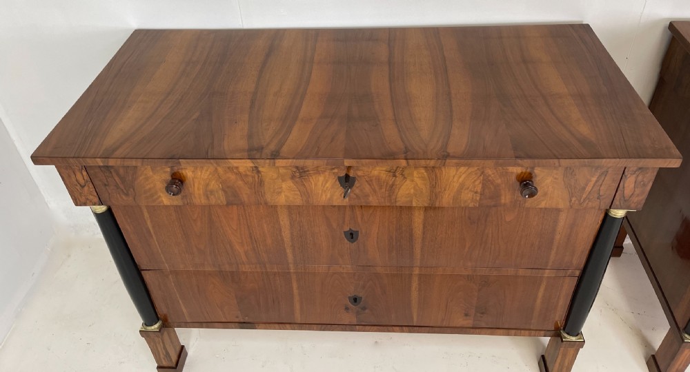 Pair Of Walnut Italian Commodes View VII