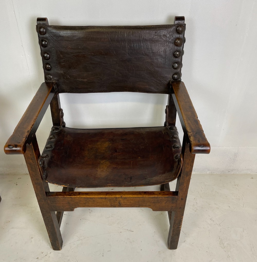 Two 17 th century Spanish walnut Armchairs  View VI