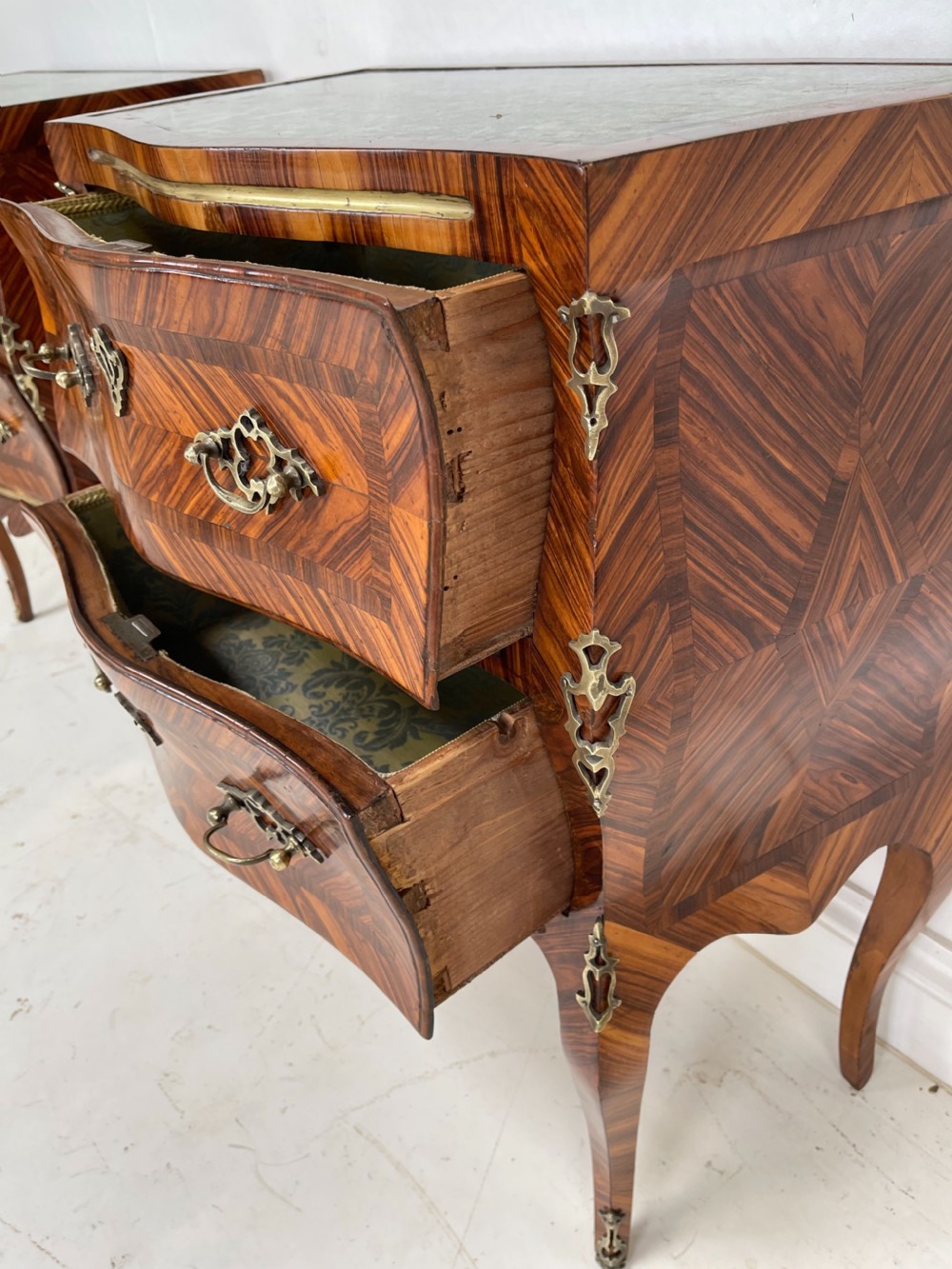 Pair of Early 19 th century  small Italian commodes  View VII