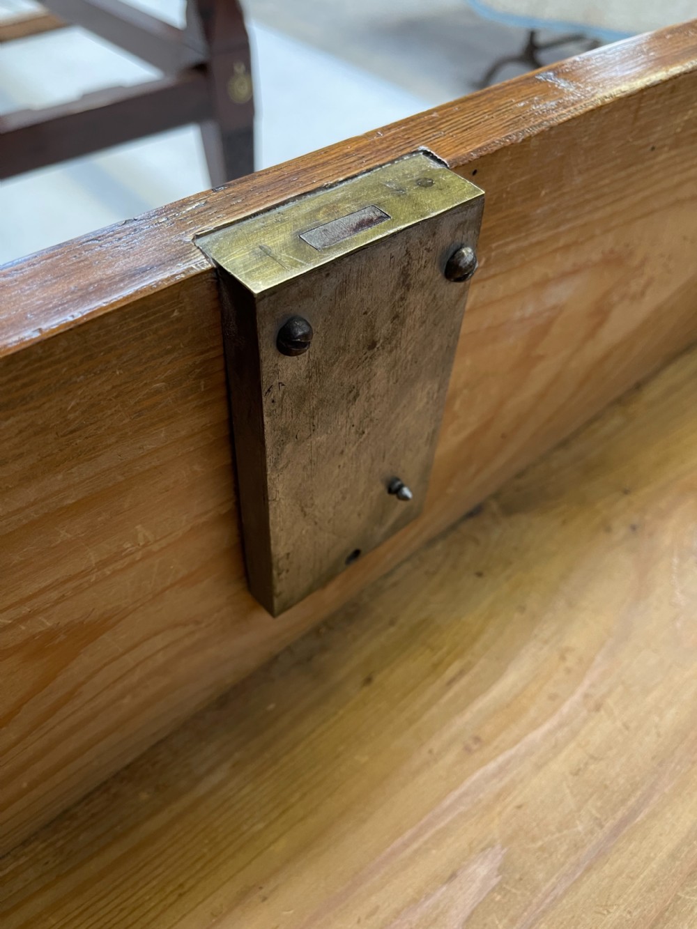 French Walnut parquetry Commode  View X
