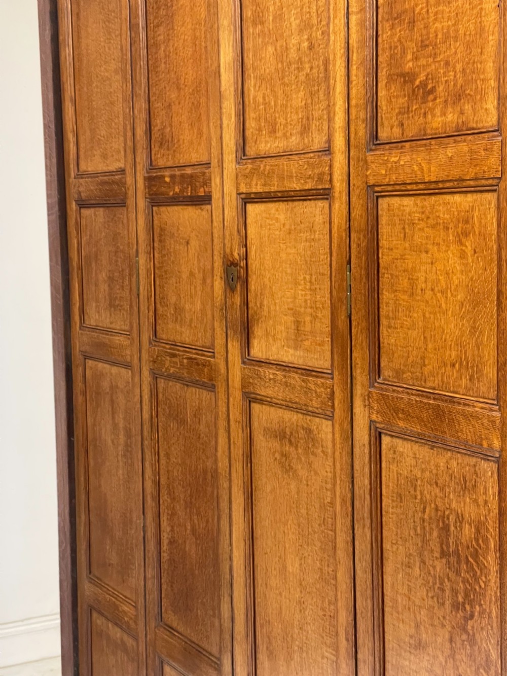  set of 3 Estate cupboards  View X