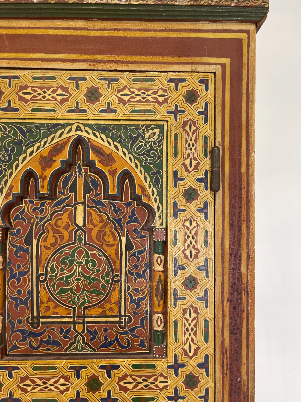 19  th Century painted cupboard  View X