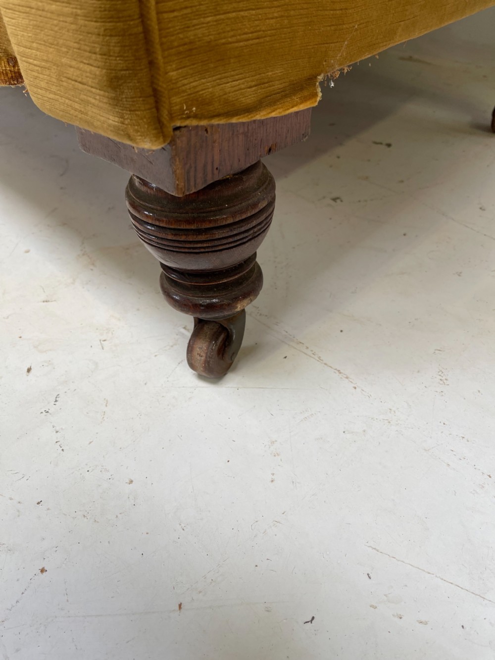 19 th century Chesterfield sofa  View III