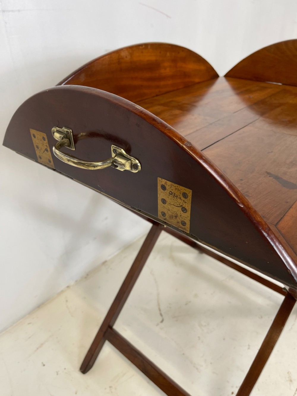 Mahogany Butlers Tay and stand  View VI