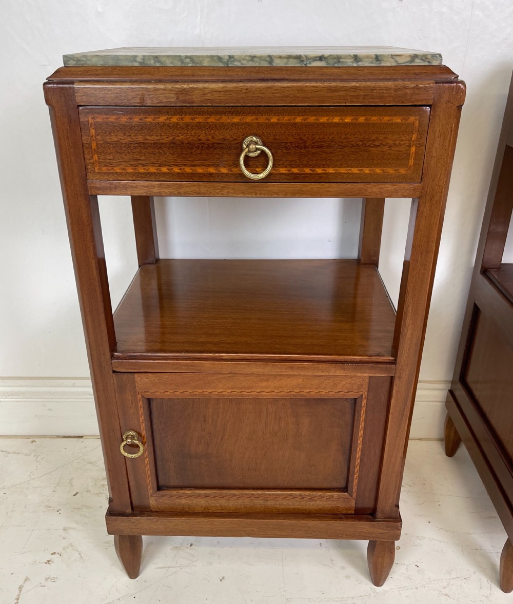 Pair of nightstands  View VII