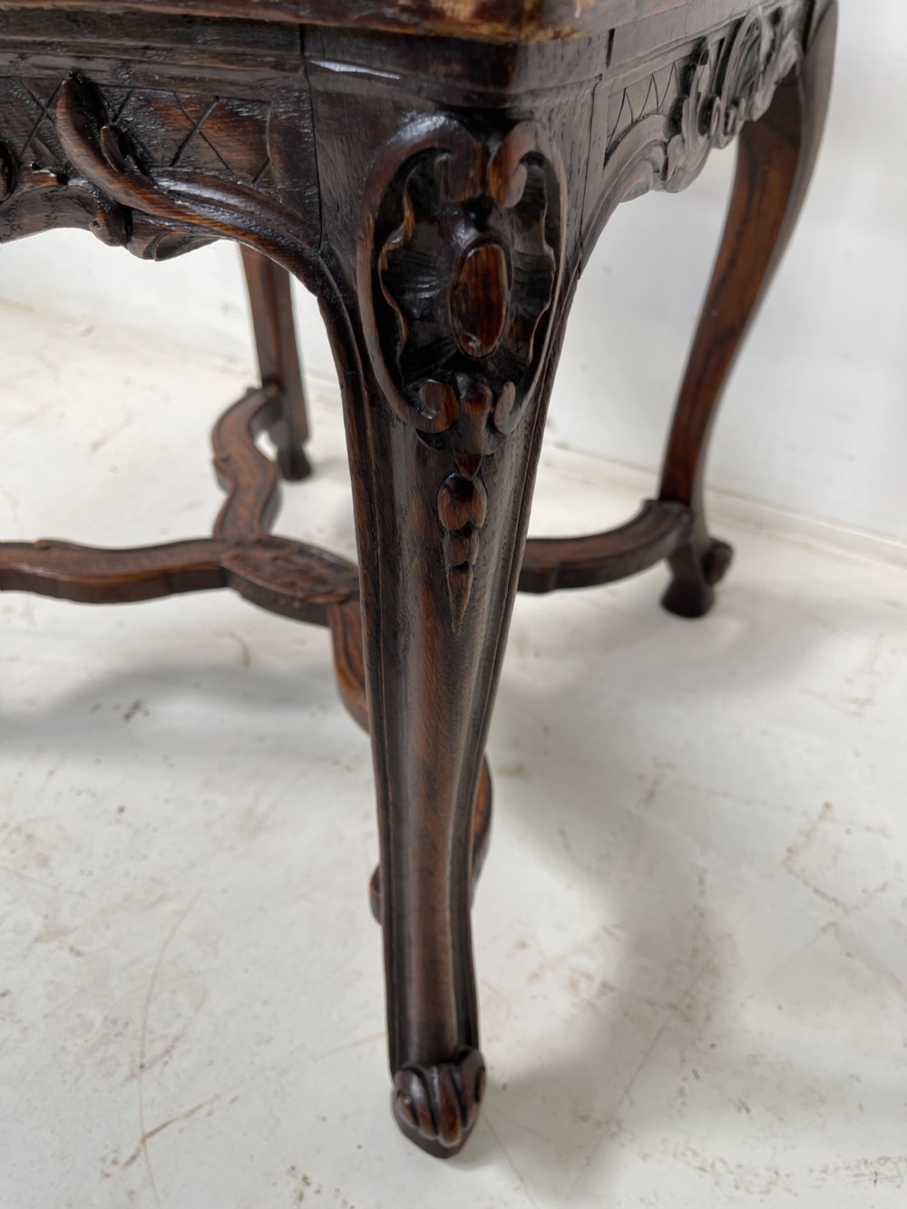 Set 10 Oak Chairs  View IX